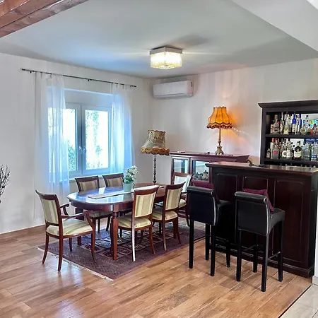 Lakeside Hébergement de vacances *