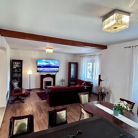 別荘 Lakeside シオーフォク