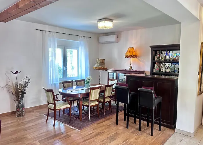 Lakeside Сasa de vacaciones *